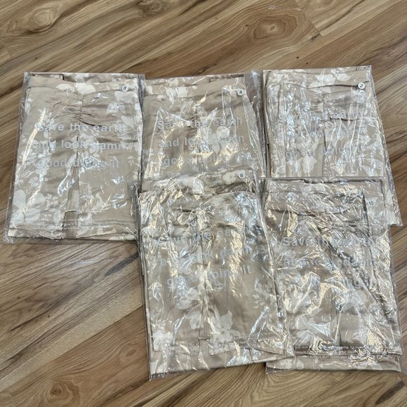 Reformation Beba 🕸Silk🕸 Two Piece | Sable 🎉SALE🎀 NEW - Picture 10 of 16